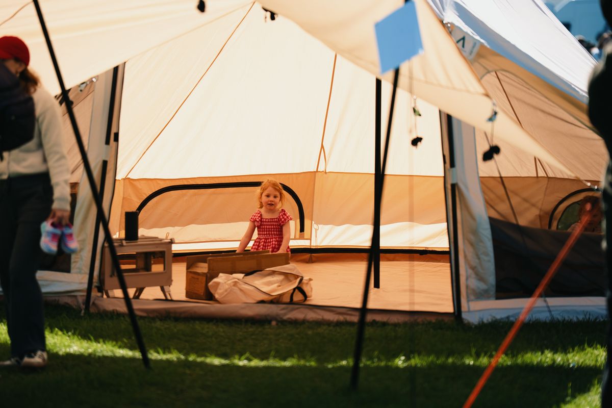 Bell tent display